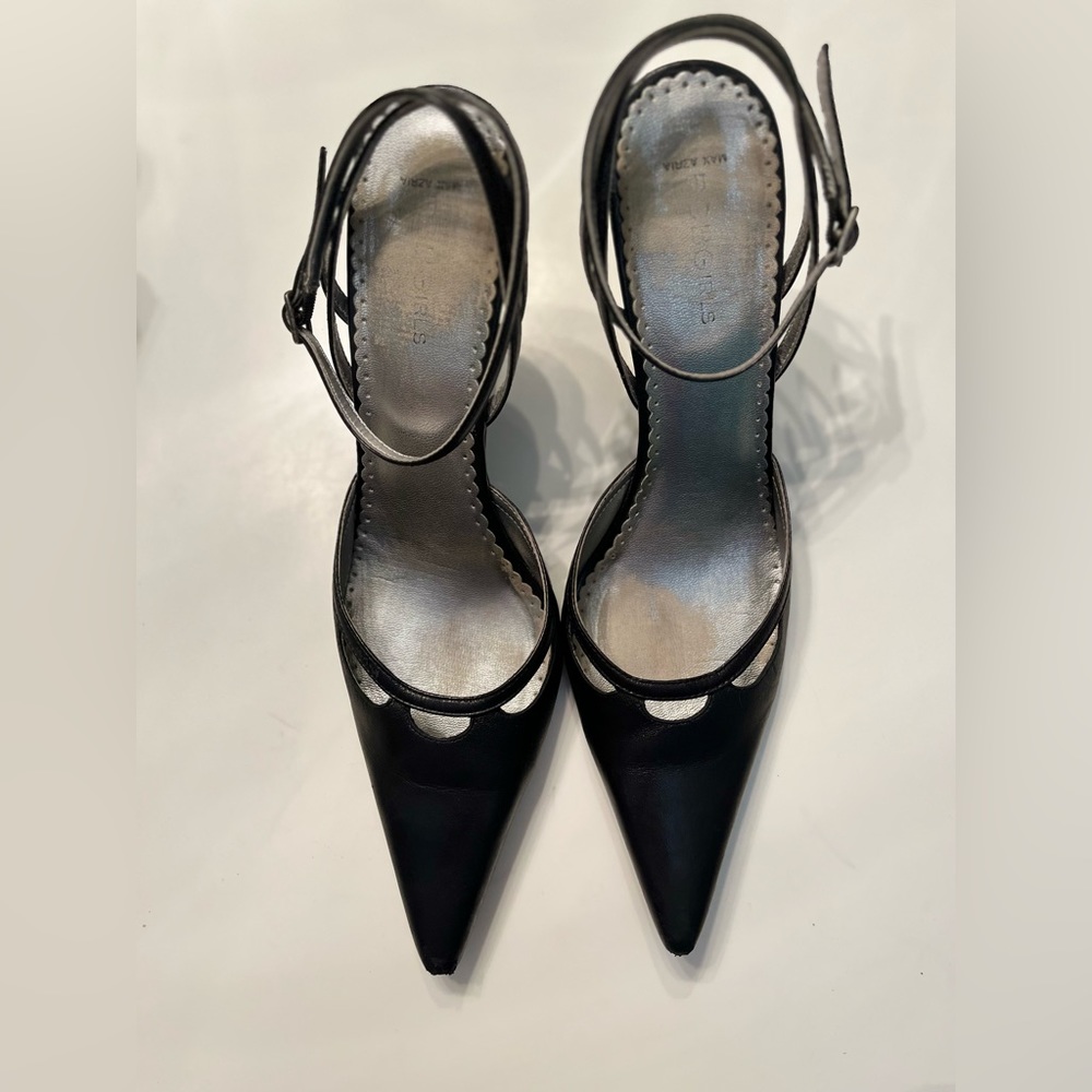 BCBG pointy heels, Gasper size 9.5, fits like 8.5